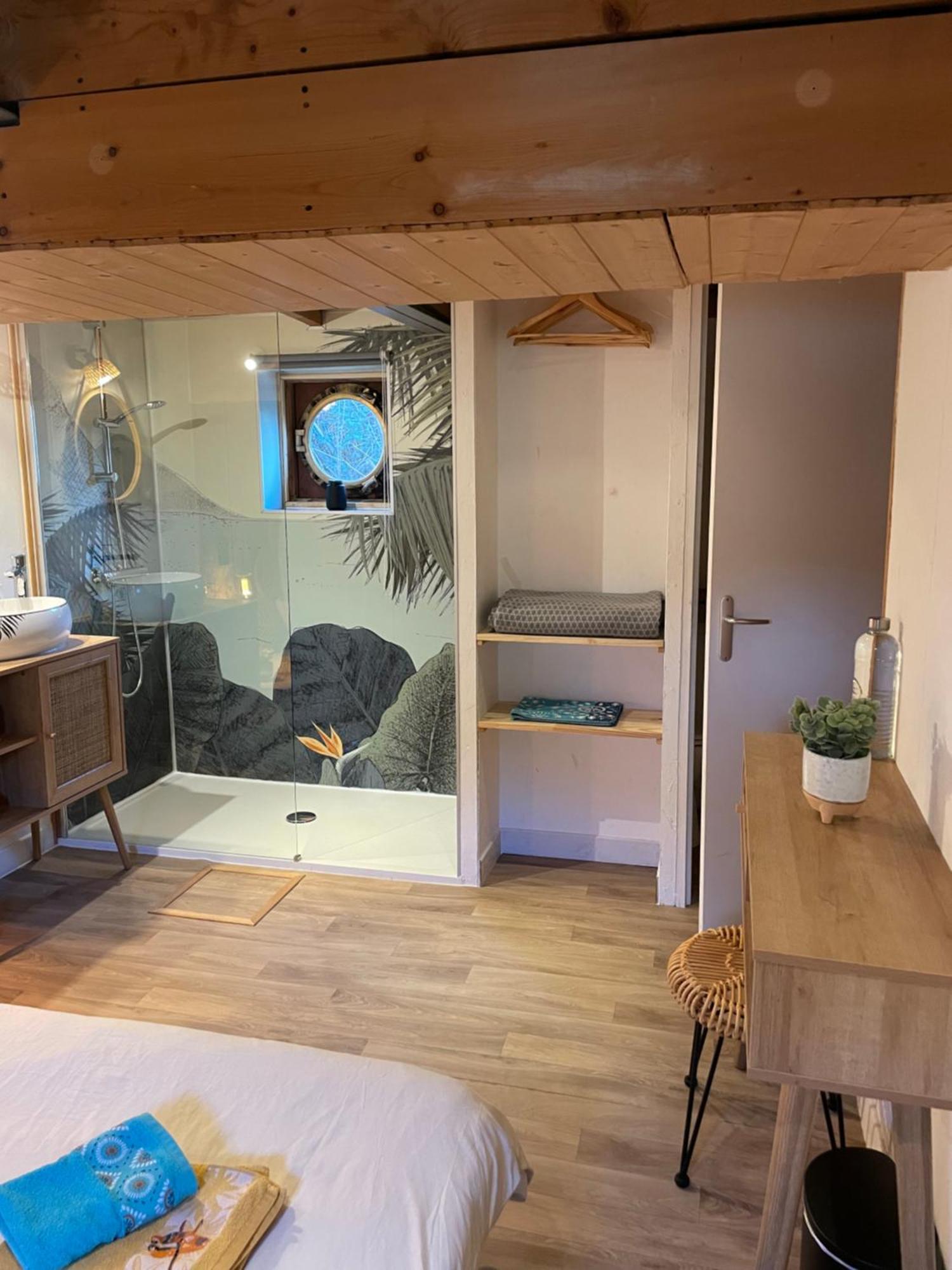 Peniche Le Pescalune - Chambre D'Hotes อาร์ลส์ ภายนอก รูปภาพ