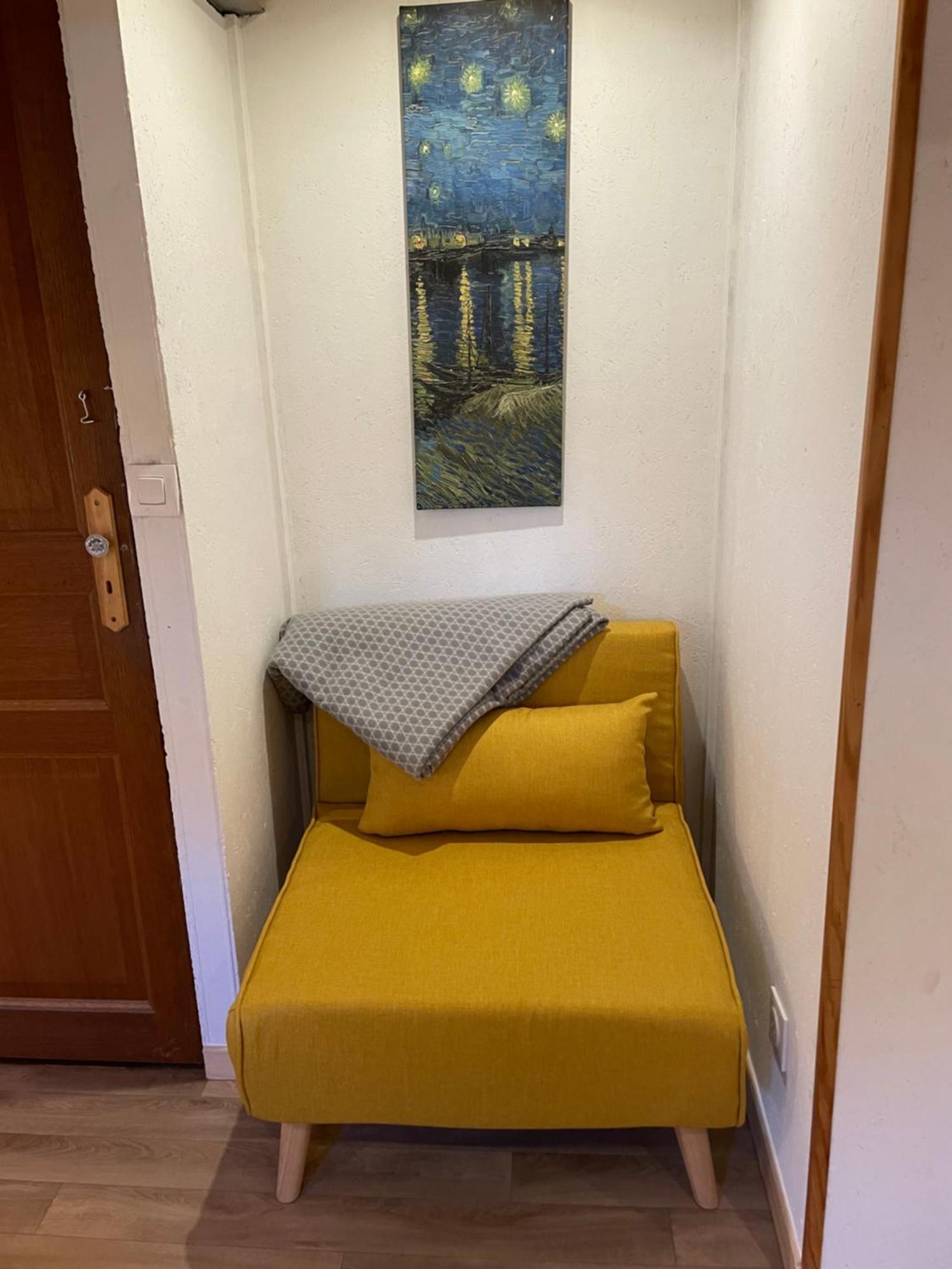 Peniche Le Pescalune - Chambre D'Hotes อาร์ลส์ ภายนอก รูปภาพ